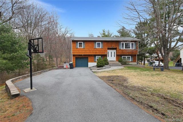 8 Fillmore Court, Highland Mills, NY 10930