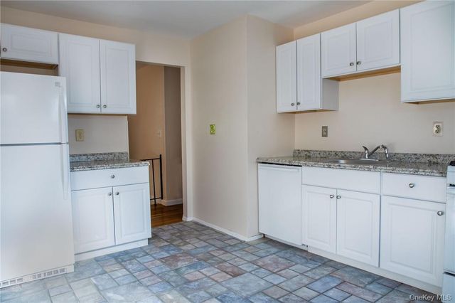 8 Fillmore Court, Highland Mills, NY 10930