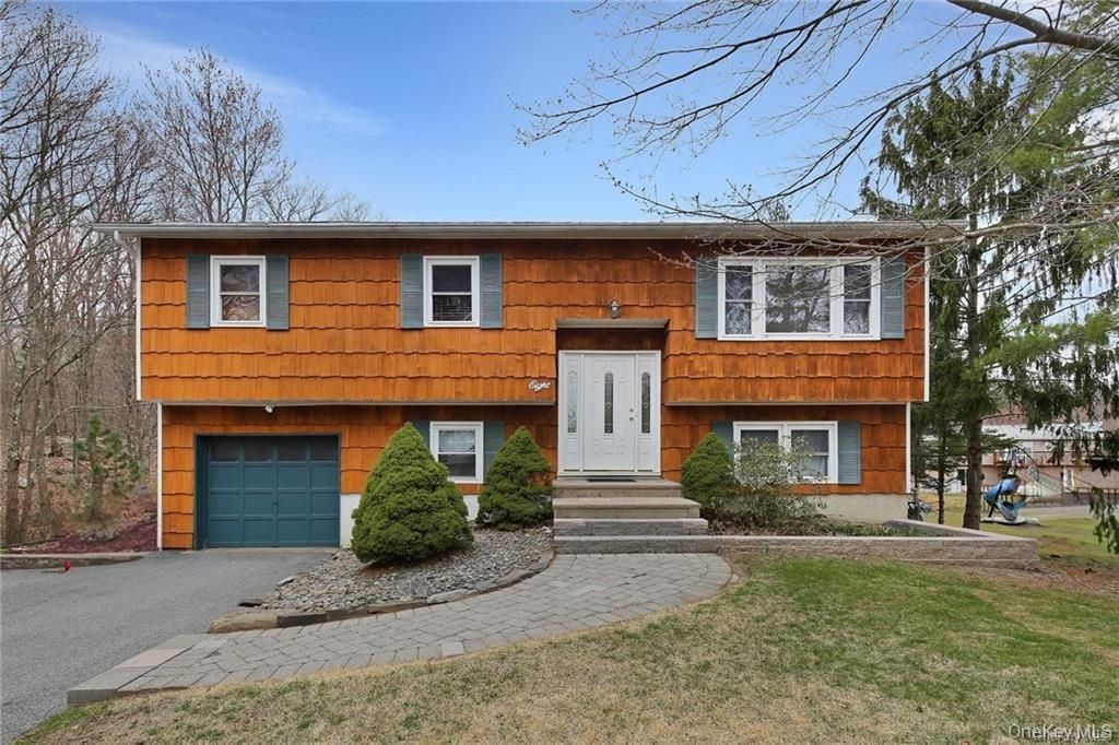 8 Fillmore Court, Highland Mills, NY 10930