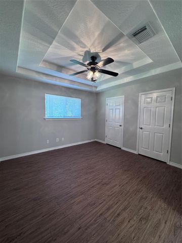 12551 Royal Lake Drive, Conroe, TX 77303