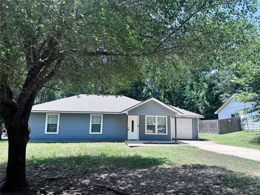12551 Royal Lake Drive, Conroe, TX 77303