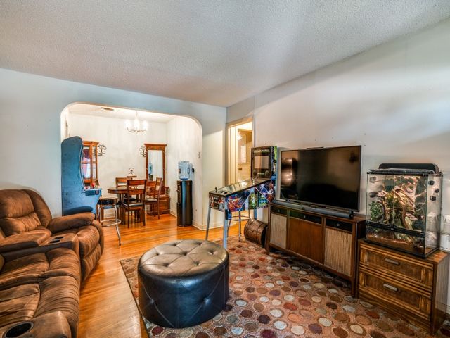 113 W State Street, Garland, TX 75040