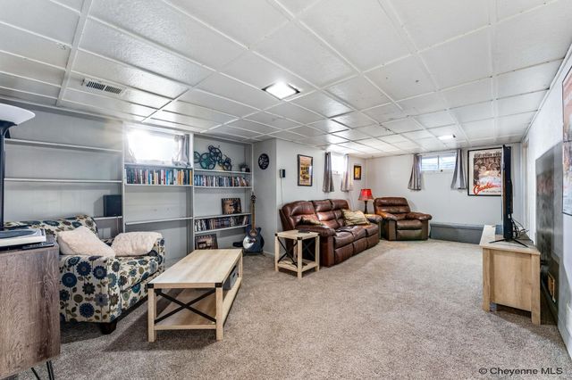 1851 E PERSHING BLVD, Cheyenne, WY 82001