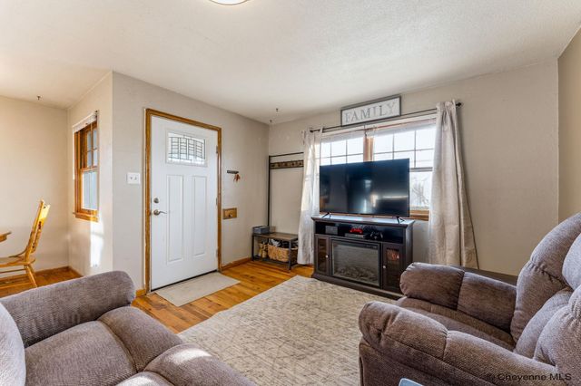 1851 E PERSHING BLVD, Cheyenne, WY 82001