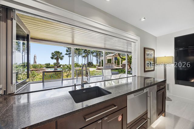 33 Ruddy Turnstone Rd, Hilton Head Island, SC 29928
