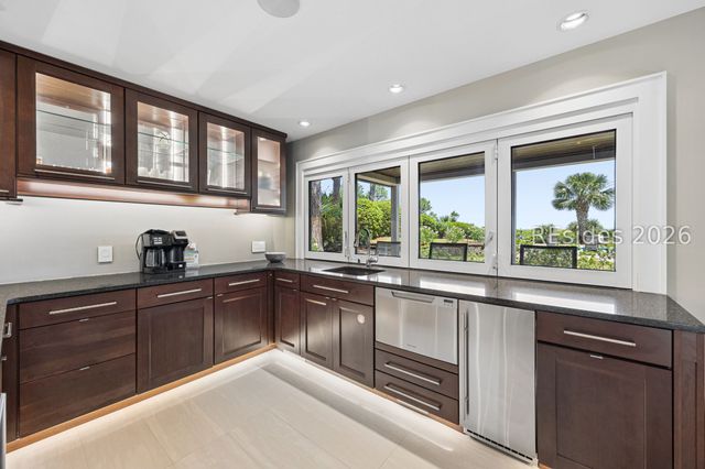 33 Ruddy Turnstone Rd, Hilton Head Island, SC 29928