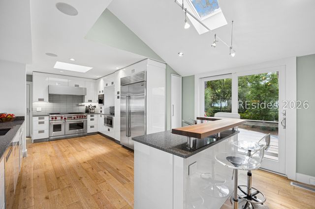 33 Ruddy Turnstone Rd, Hilton Head Island, SC 29928