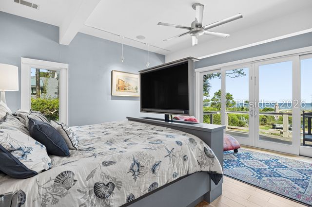33 Ruddy Turnstone Rd, Hilton Head Island, SC 29928