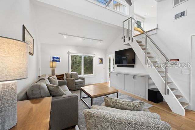 33 Ruddy Turnstone Rd, Hilton Head Island, SC 29928