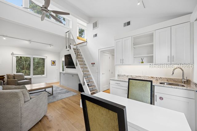 33 Ruddy Turnstone Rd, Hilton Head Island, SC 29928