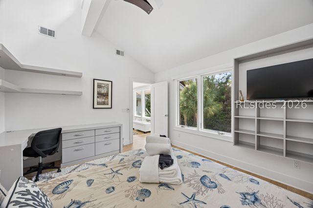 33 Ruddy Turnstone Rd, Hilton Head Island, SC 29928