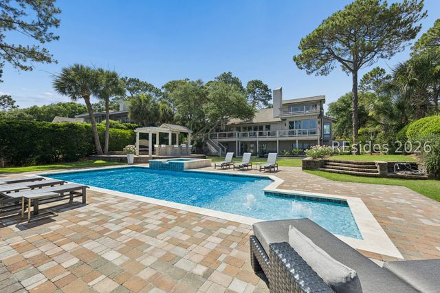 33 Ruddy Turnstone Rd, Hilton Head Island, SC 29928