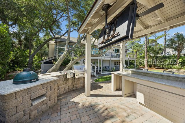 33 Ruddy Turnstone Rd, Hilton Head Island, SC 29928