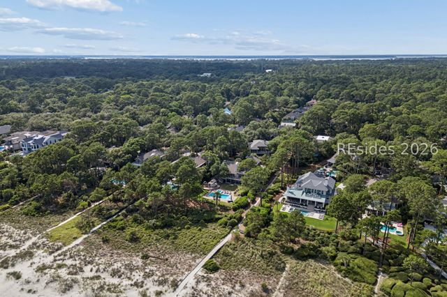 33 Ruddy Turnstone Rd, Hilton Head Island, SC 29928