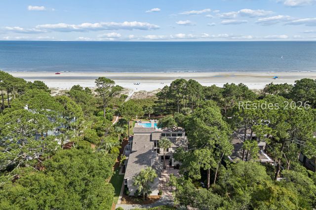 33 Ruddy Turnstone Rd, Hilton Head Island, SC 29928