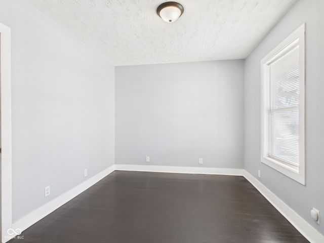 1728 Noble Street, Anderson, IN 46016