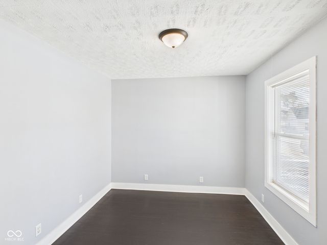 1728 Noble Street, Anderson, IN 46016