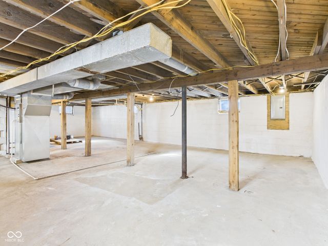 1728 Noble Street, Anderson, IN 46016