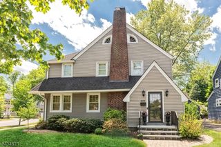 644 Linwood Ave, Ridgewood Village, NJ 07450