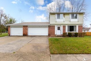 30482 Dover Street, Flat Rock, MI 48134