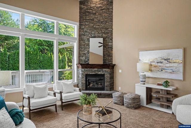822 Majestic View Av SE, Salem, OR 97306