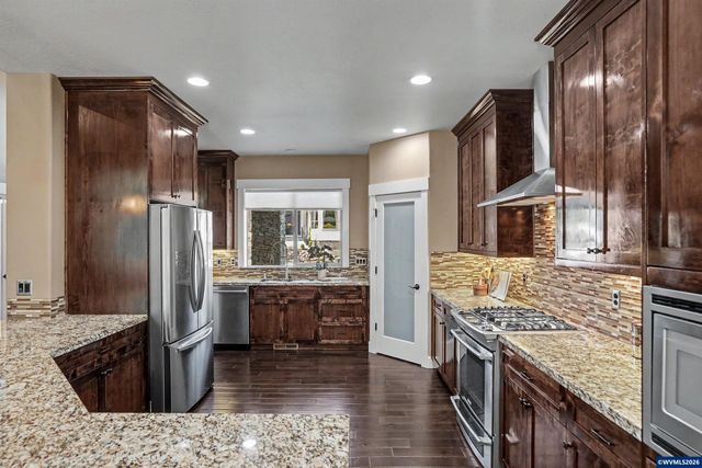 822 Majestic View Av SE, Salem, OR 97306