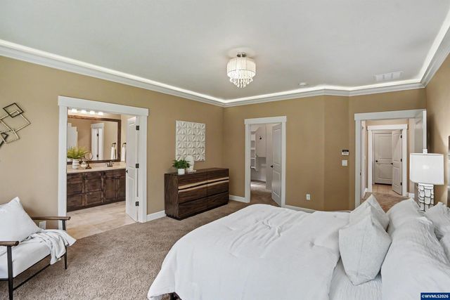 822 Majestic View Av SE, Salem, OR 97306