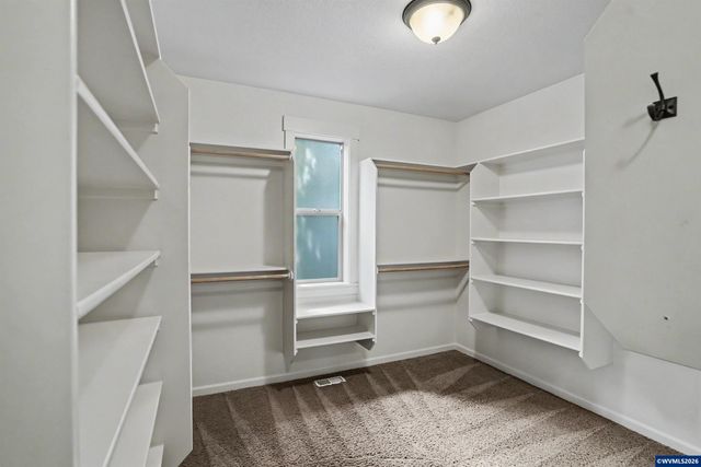 822 Majestic View Av SE, Salem, OR 97306