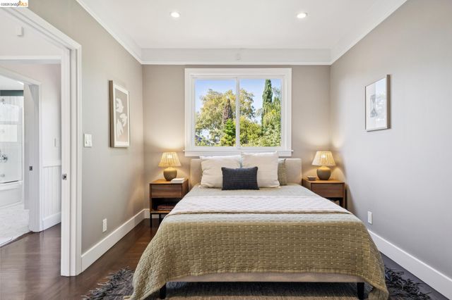 920 63Rd St, Oakland, CA 94608