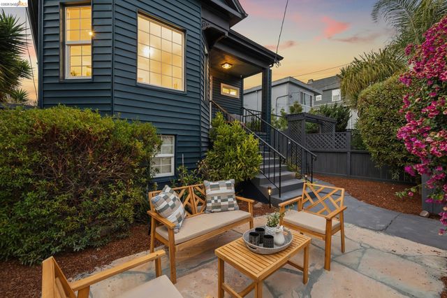 920 63Rd St, Oakland, CA 94608