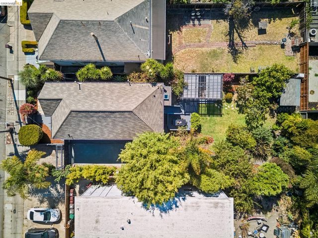 920 63Rd St, Oakland, CA 94608