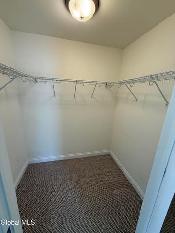 802 Royale Court, North Greenbush, NY 12180