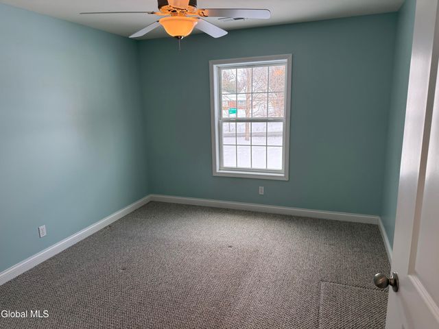 802 Royale Court, North Greenbush, NY 12180