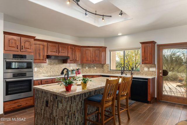 5300 N Avenida De La Colina, Tucson, AZ 85749