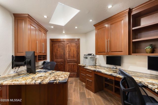 5300 N Avenida De La Colina, Tucson, AZ 85749