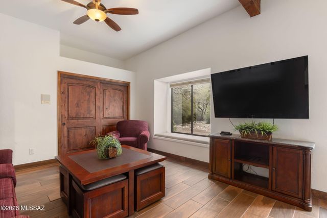 5300 N Avenida De La Colina, Tucson, AZ 85749