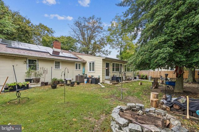 610 W CHESTNUT AVE, Merchantville, NJ 08109