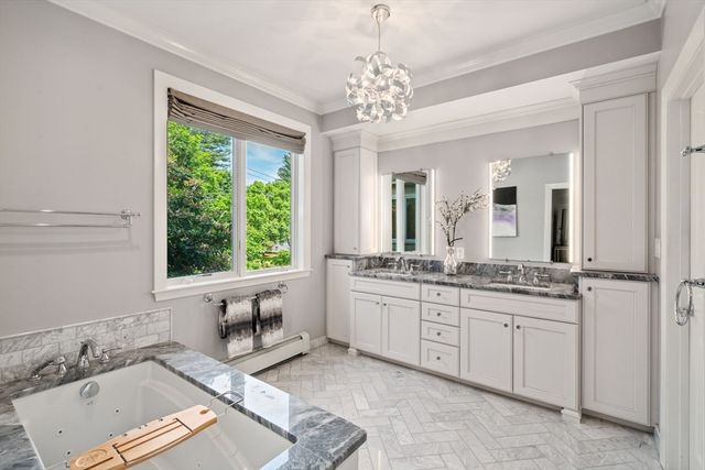 120 Cynthia Rd, Newton, MA 02459