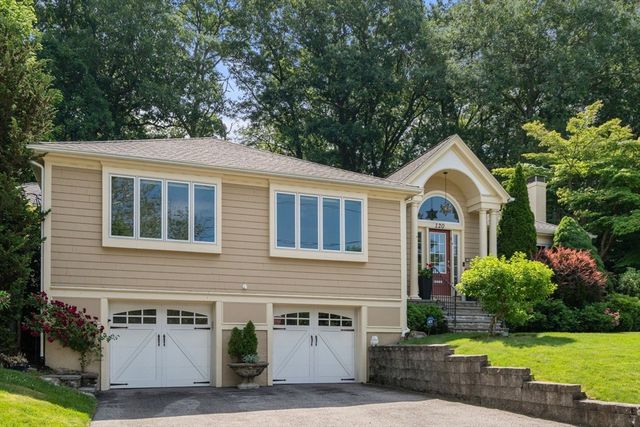 120 Cynthia Rd, Newton, MA 02459