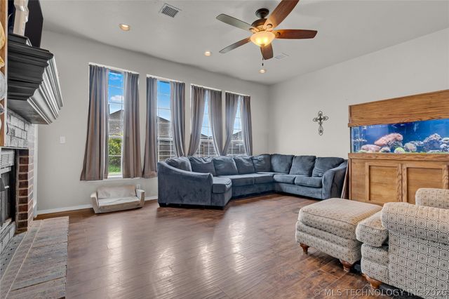 1158 E 133rd Street, Glenpool, OK 74033