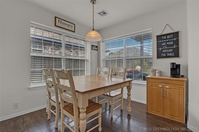 1158 E 133rd Street, Glenpool, OK 74033