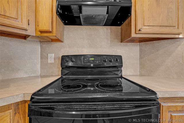 1158 E 133rd Street, Glenpool, OK 74033
