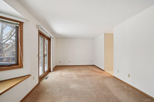 3690 Widgeon Way, Eagan, MN 55123