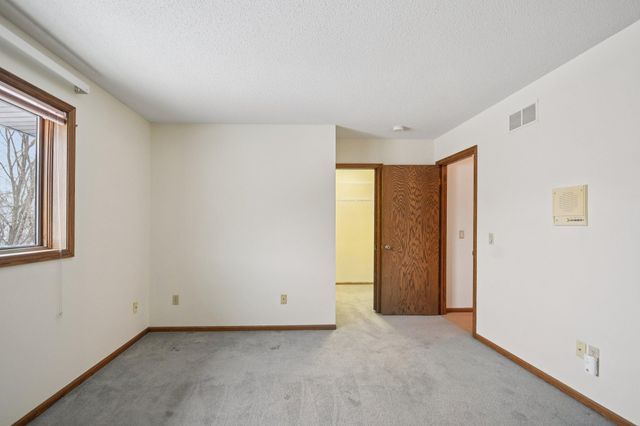 3690 Widgeon Way, Eagan, MN 55123