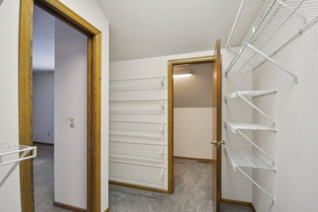 3690 Widgeon Way, Eagan, MN 55123