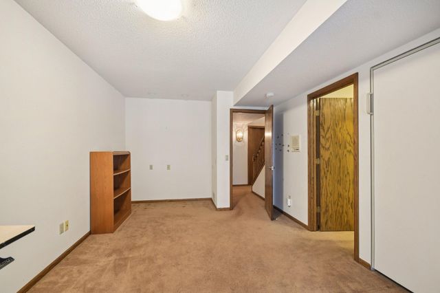 3690 Widgeon Way, Eagan, MN 55123