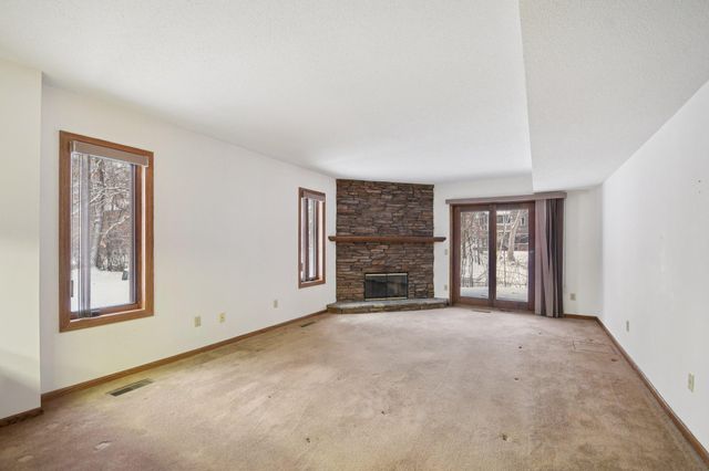 3690 Widgeon Way, Eagan, MN 55123