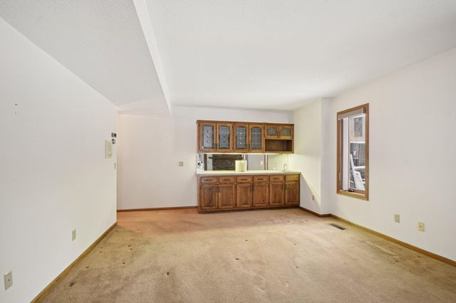 3690 Widgeon Way, Eagan, MN 55123