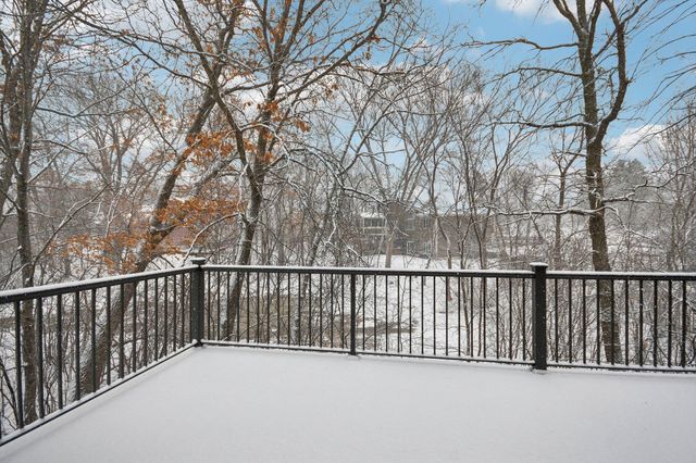 3690 Widgeon Way, Eagan, MN 55123