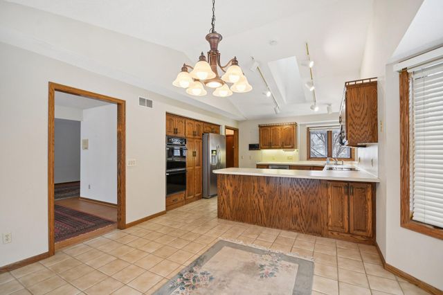 3690 Widgeon Way, Eagan, MN 55123